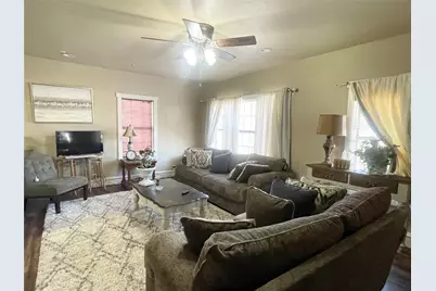 820 Plum Street, Graham, TX 76450 - Photo 5