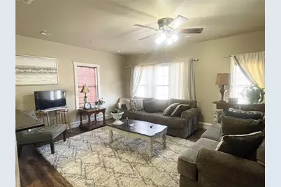 820 Plum Street, Graham, TX 76450 - Photo 7