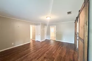 913 W Main St, Midlothian, TX 76065 - Photo 5