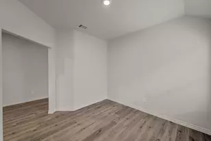 9733 Tinsley St, Aubrey, TX 76227 - Photo 21