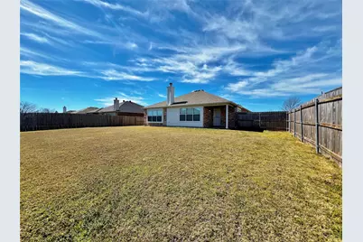 1516 Shady Shores Drive, Glenn Heights, TX 75154 - Photo 25