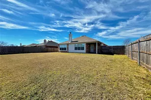 1516 Shady Shores Dr, Glenn Heights, TX 75154 - Photo 25