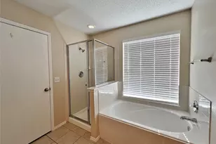 1516 Shady Shores Dr, Glenn Heights, TX 75154 - Photo 21