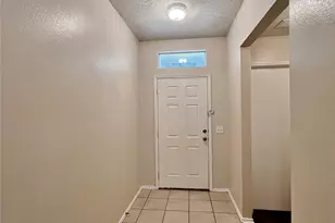 1516 Shady Shores Dr, Glenn Heights, TX 75154 - Photo 3