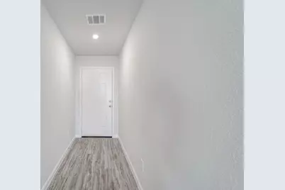 119 Cooper Drive, Cleburne, TX 76031 - Photo 7