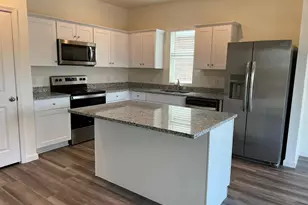 1340 Fleckman Dr, Fort Worth, TX 76052 - Photo 3