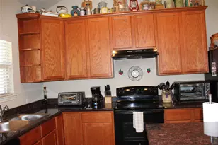 10717 Fallbrook Rd, Waco, TX 76708 - Photo 13