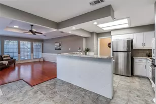 2418 Vista Glen Ln, Carrollton, TX 75007 - Photo 15