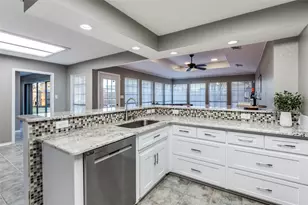 2418 Vista Glen Ln, Carrollton, TX 75007 - Photo 17