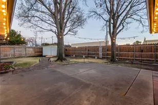 2418 Vista Glen Ln, Carrollton, TX 75007 - Photo 33