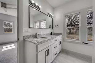 1102 Church St, Dallas, TX 75203 - Photo 9