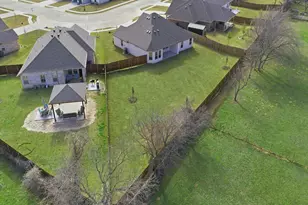 829 Haley St, Springtown, TX 76082 - Photo 35