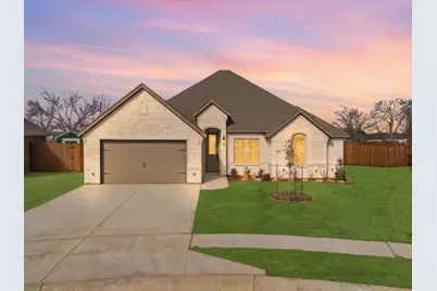 829 Haley Street, Springtown, TX 76082 - Photo 1