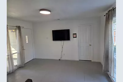 Valwood Pkwy 2559, Dallas, TX 75234 - Photo 3