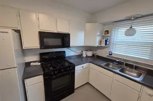 Valwood Pkwy 2559, Dallas, TX 75234 - Photo 15