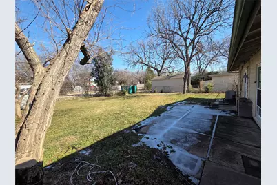 Valwood Pkwy 2559, Dallas, TX 75234 - Photo 29