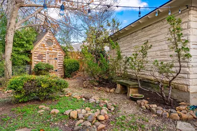 2129 Elmwood Boulevard, Dallas, TX 75224 - Photo 29