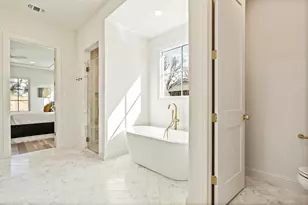 3207 Latham Dr, Dallas, TX 75229 - Photo 25