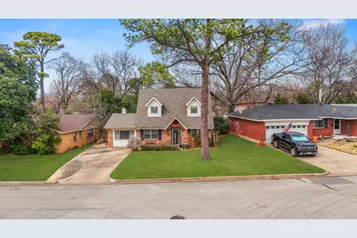 2004 Valley Lane, Arlington, TX 76013 - Photo 1