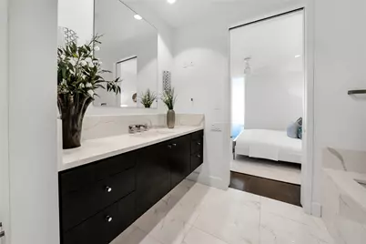 2408 Victory Park Lane #832, Dallas, TX 75219 - Photo 17