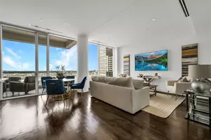 2408 Victory Park Ln, Dallas, TX 75219 - Photo 7