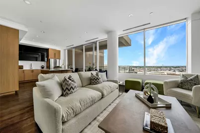 2408 Victory Park Lane #832, Dallas, TX 75219 - Photo 3