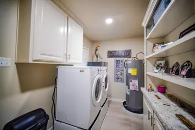 128 Oak Creek Street, Jacksboro, TX 76458 - Photo 17