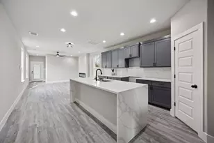 3703 York St, Dallas, TX 75210 - Photo 3