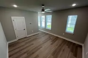 525 W Collins St, Stephenville, TX 76401 - Photo 19