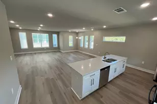 525 W Collins St, Stephenville, TX 76401 - Photo 3