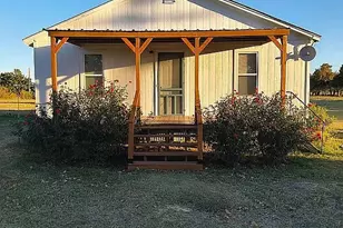 1250 Winn Rd, Bowie, TX 76230 - Photo 3