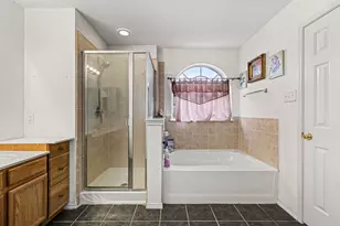 7936 Meadow Spring Ln, Fort Worth, TX 76120 - Photo 21