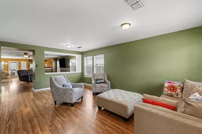 7936 Meadow Spring Lane, Fort Worth, TX 76120 - Photo 5