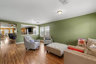 7936 Meadow Spring Ln, Fort Worth, TX 76120 - Photo 5