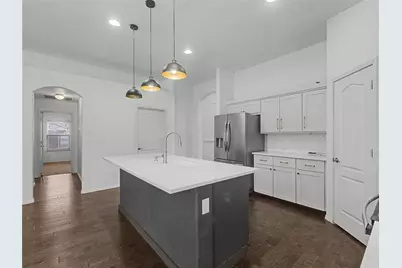 924 Blue Quail Run, Glenn Heights, TX 75154 - Photo 9