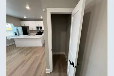 422 S Lillian Street S, Stephenville, TX 76401 - Photo 11