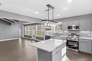 904 Red Oak St, Azle, TX 76020 - Photo 15