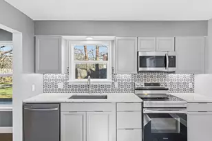 904 Red Oak St, Azle, TX 76020 - Photo 17