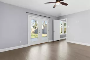 904 Red Oak St, Azle, TX 76020 - Photo 19