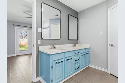 904 Red Oak Street, Azle, TX 76020 - Photo 21