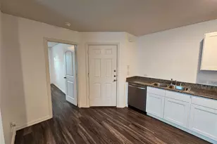 5113 Avenue G, Fort Worth, TX 76105 - Photo 3