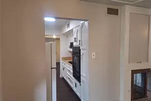 6917 Bennington Dr, Watauga, TX 76148 - Photo 5