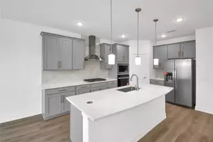 3900 Lynx Ct, Little Elm, TX 75068 - Photo 9