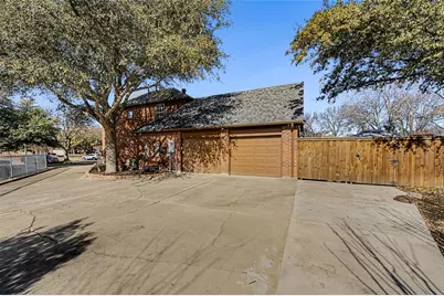 4245 Fairway Crossing Drive, Fort Worth, TX 76137 - Photo 3