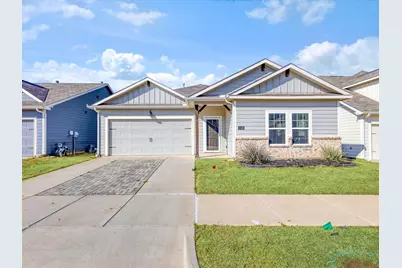 2105 Paxton Way, Denton, TX 76209 - Photo 3
