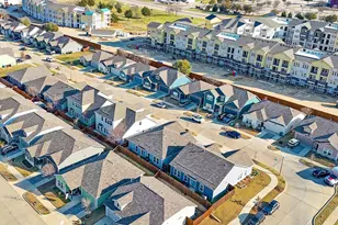 2105 Paxton Way, Denton, TX 76209 - Photo 31