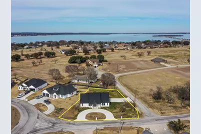 170 Half Moon Way, Bridgeport, TX 76426 - Photo 3