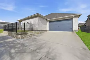 1645 Ethan Cir, Midlothian, TX 76065 - Photo 33