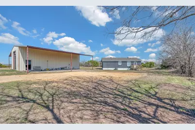 557 County Road 2560, Walnut Springs, TX 76690 - Photo 23