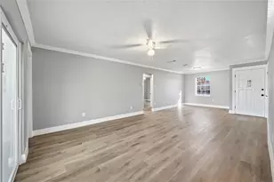 1203 Southmoor Dr, Arlington, TX 76010 - Photo 7